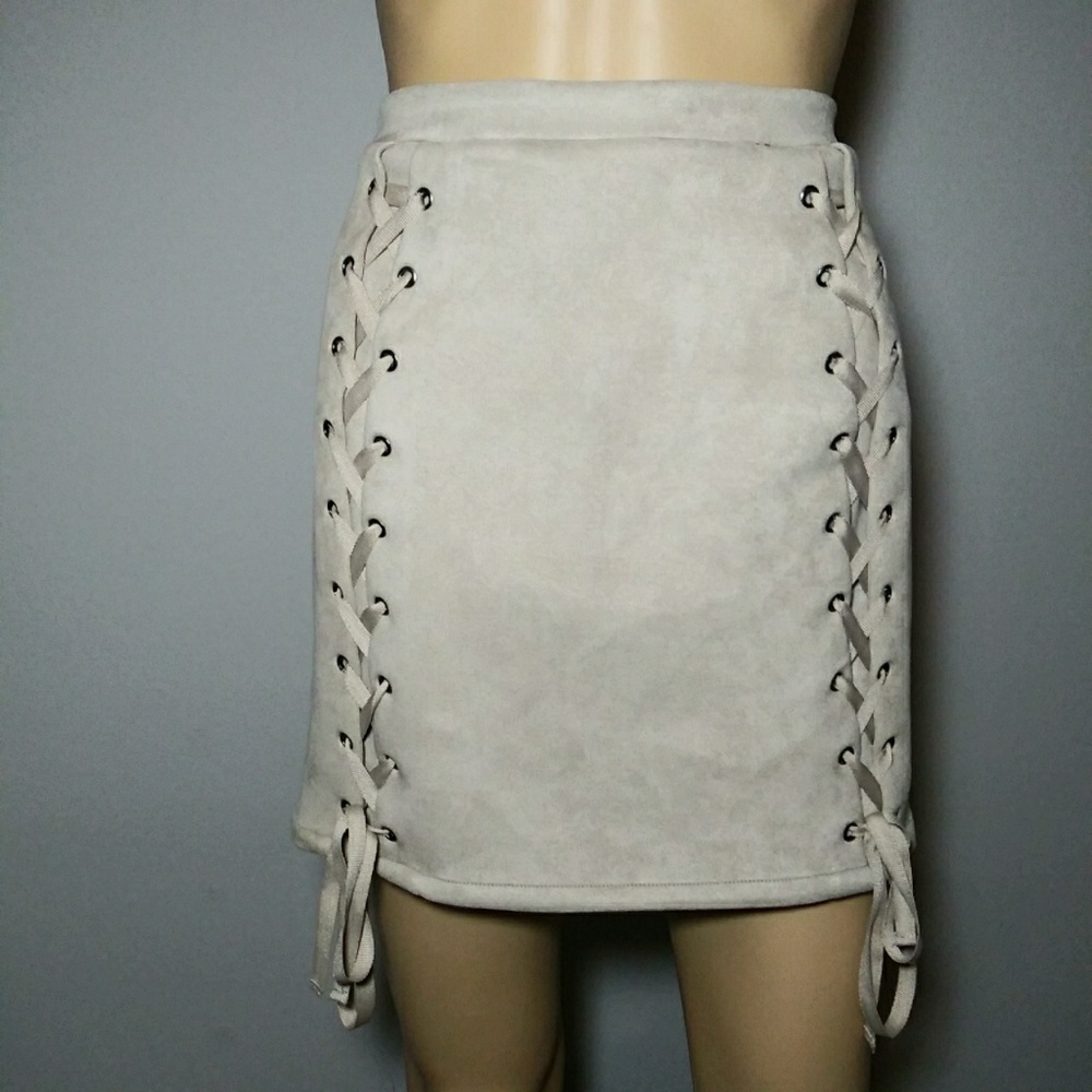 Honey Punch Laced Up Faux Suede Mini Skirt Size L
